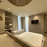 Oni Szálloda 4*