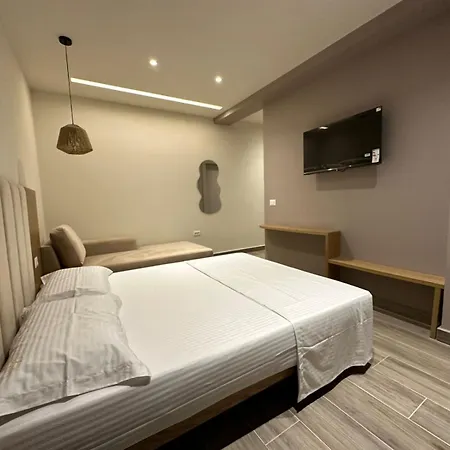 Oni Szálloda Saranda